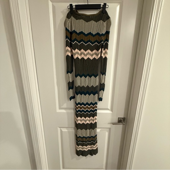 Ronny Kobo Boho Cheffie Chevron Patterned Long Sleeve Maxi Dress-Olive Green - Picture 2 of 11